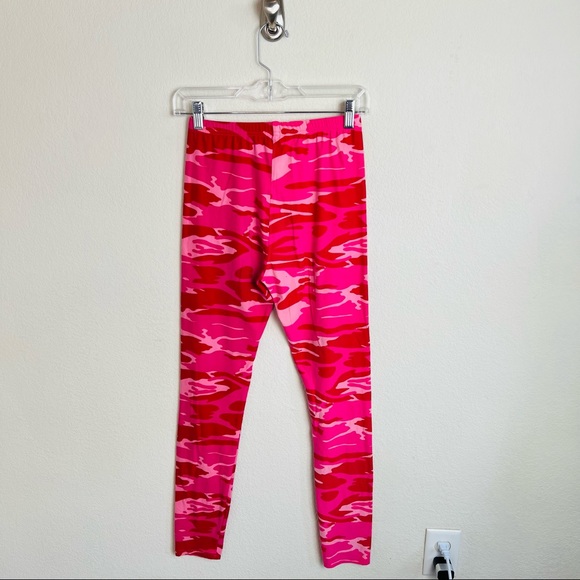 Fashion Nova Pink Basic Camouflage Leggings - Picture 5 of 7